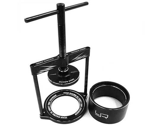 Tire mounting and demounting tool